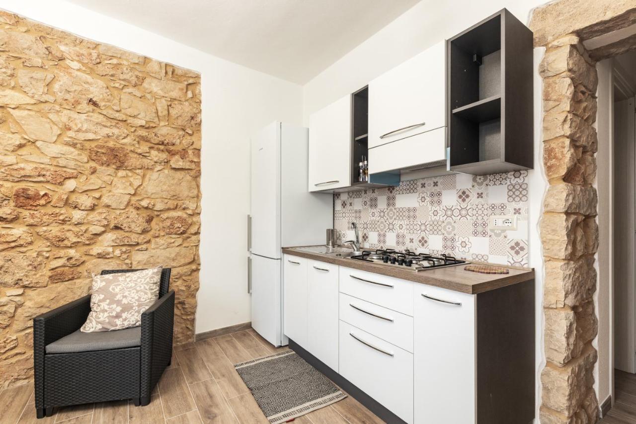 Dommu Anna Apartment เบาเนย์ ภายนอก รูปภาพ