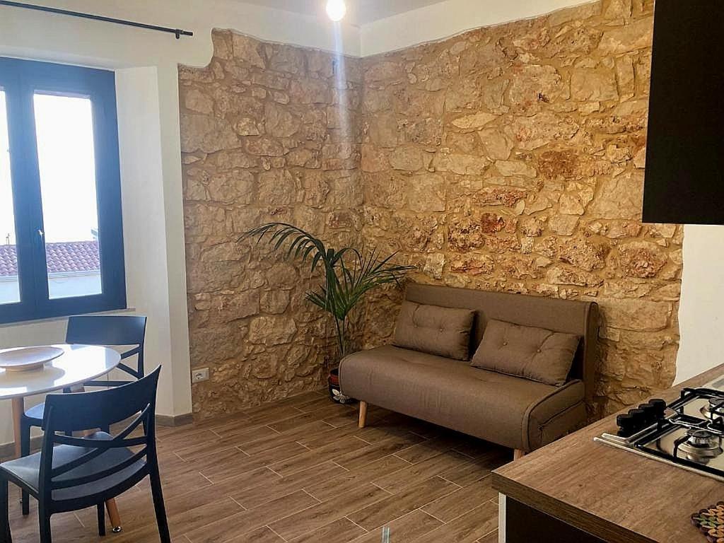 Dommu Anna Apartment เบาเนย์ ภายนอก รูปภาพ